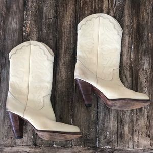 Vintage Zodiac Cream-Colored Leather Cowboy Boots